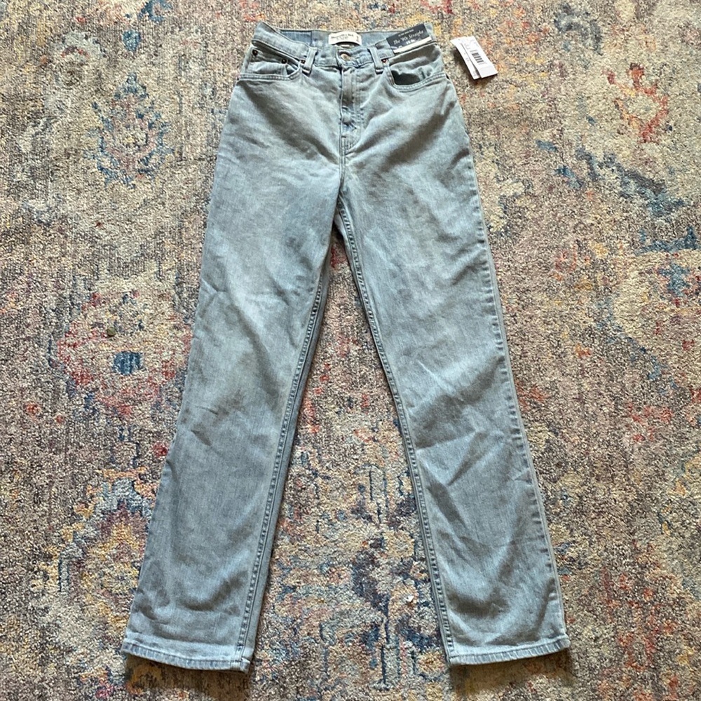 Abercrombie & Fitch Ultra High Rise Jeans